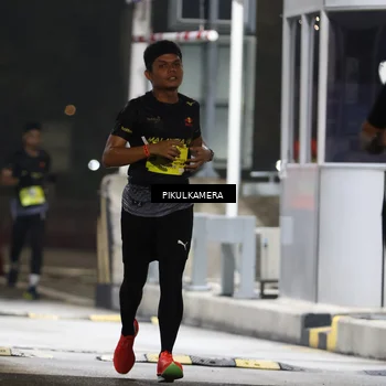 Runner Photo 7079776