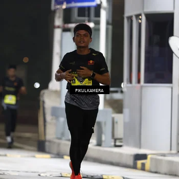 Runner Photo 7079778