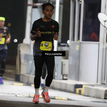 Runner Photo 7079785
