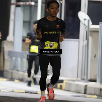 Runner Photo 7079792