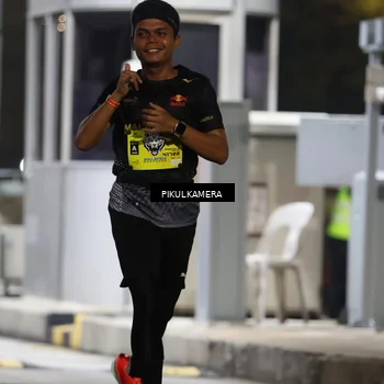 Runner Photo 7079793