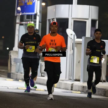 Runner Photo 7079812