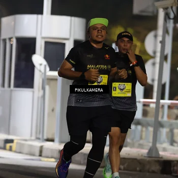 Runner Photo 7079813