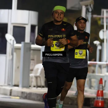 Runner Photo 7079819