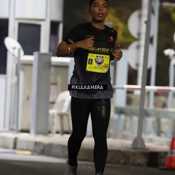 Runner Photo 7079835