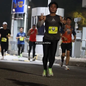 Runner Photo 7079851