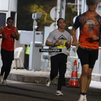 Runner Photo 7079853