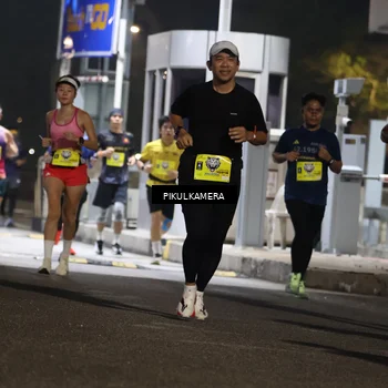 Runner Photo 7079857