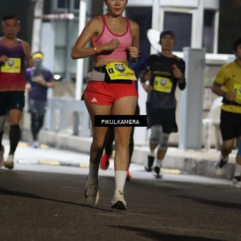 Runner Photo 7079862