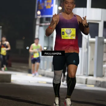 Runner Photo 7079876