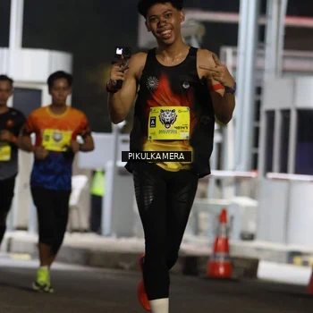 Runner Photo 7079890