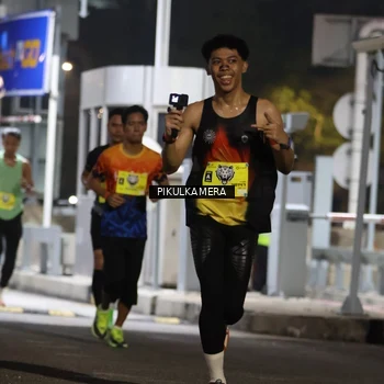Runner Photo 7079895