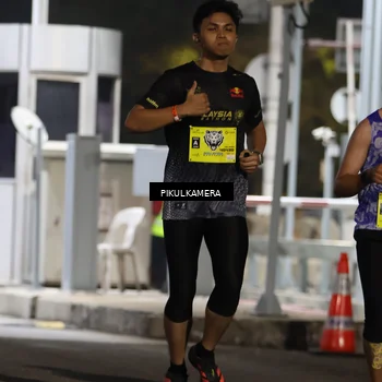 Runner Photo 7079913