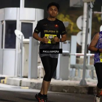 Runner Photo 7079921