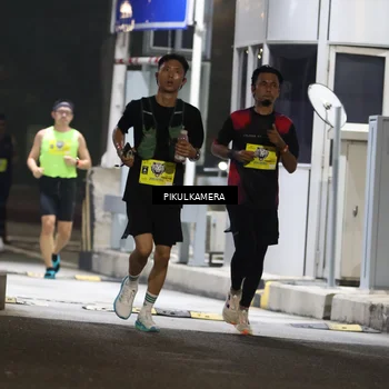 Runner Photo 7079934