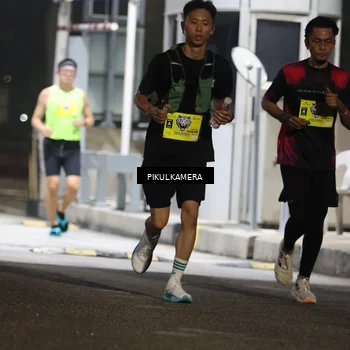 Runner Photo 7079936