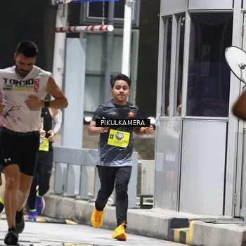 Runner Photo 7079960