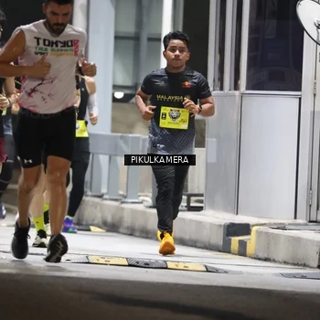 Runner Photo 7079966