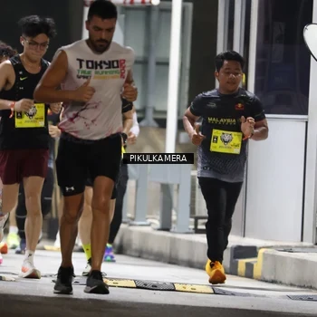 Runner Photo 7079968