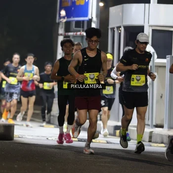 Runner Photo 7079973