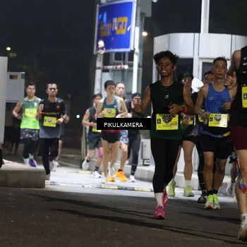 Runner Photo 7079987