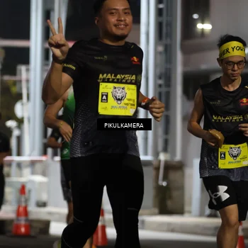 Runner Photo 7079995