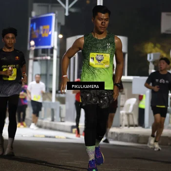 Runner Photo 7080001