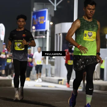 Runner Photo 7080003