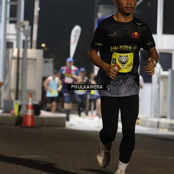 Runner Photo 7080014