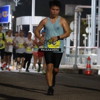 Runner Photo 7080028