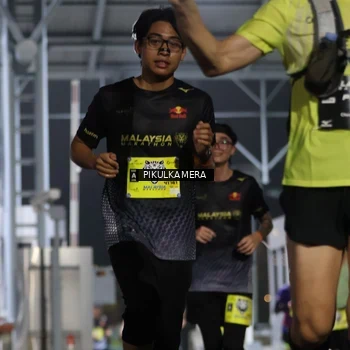 Runner Photo 7080034
