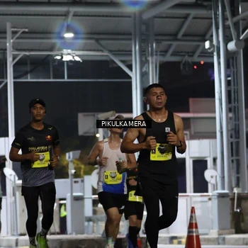 Runner Photo 7080037
