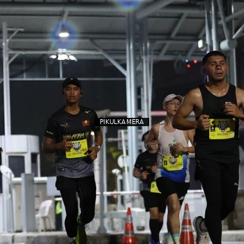 Runner Photo 7080043