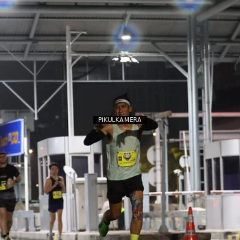 Runner Photo 7080051
