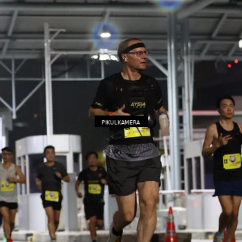 Runner Photo 7080057