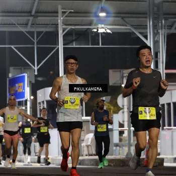 Runner Photo 7080069