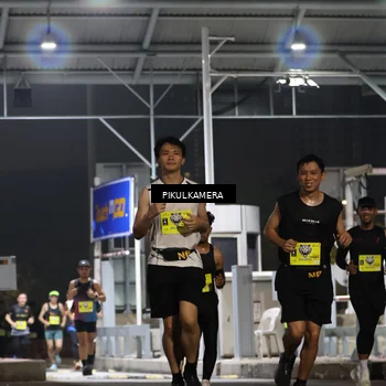 Runner Photo 7080080