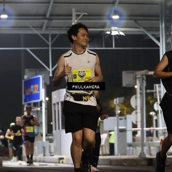 Runner Photo 7080083