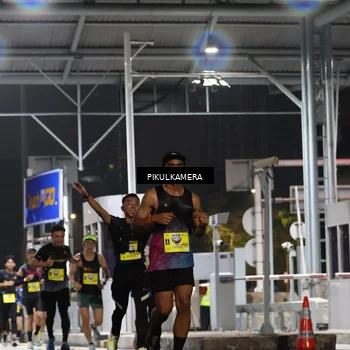 Runner Photo 7080091