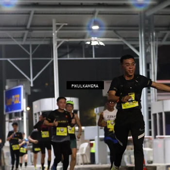 Runner Photo 7080098