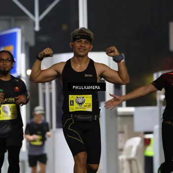 Runner Photo 7080108