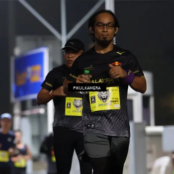 Runner Photo 7080110