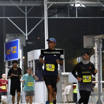 Runner Photo 7080117