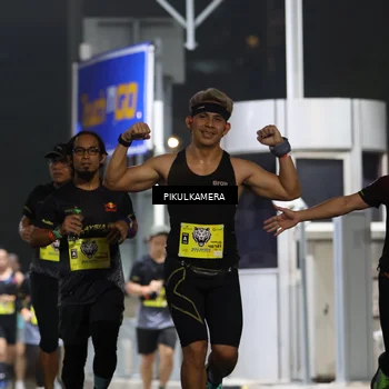 Runner Photo 7080118