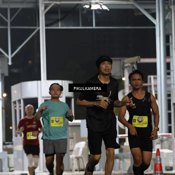Runner Photo 7080126