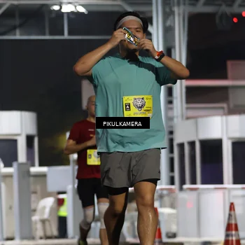 Runner Photo 7080139
