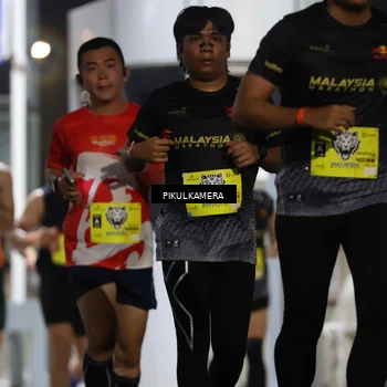 Runner Photo 7080143