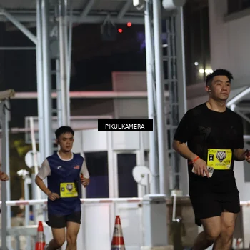 Runner Photo 7080145