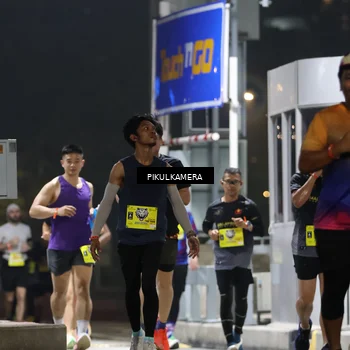 Runner Photo 7080158