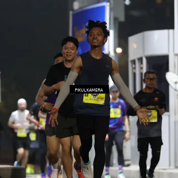Runner Photo 7080165